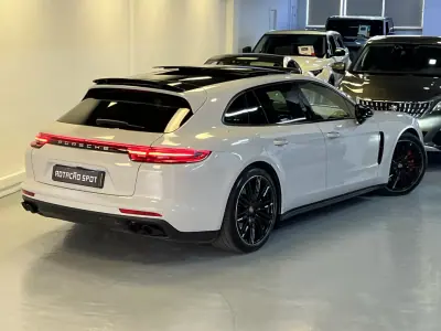 Porsche Panamera Sport Turismo 2020 - 74990 EUR, 120000 km - AUTO.MOTO.pt - 120000km - foto 19 de 56