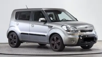 Kia Soul 2009 - 6999 EUR, 160000 km - AUTO.MOTO.pt - 160000km - foto 3 de 17