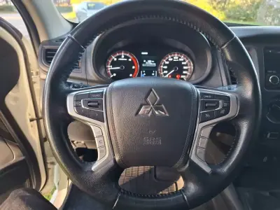 Mitsubishi L200 2022 - 32900 EUR, 56900 km - AUTO.MOTO.pt - 56900km - foto 30 de 41