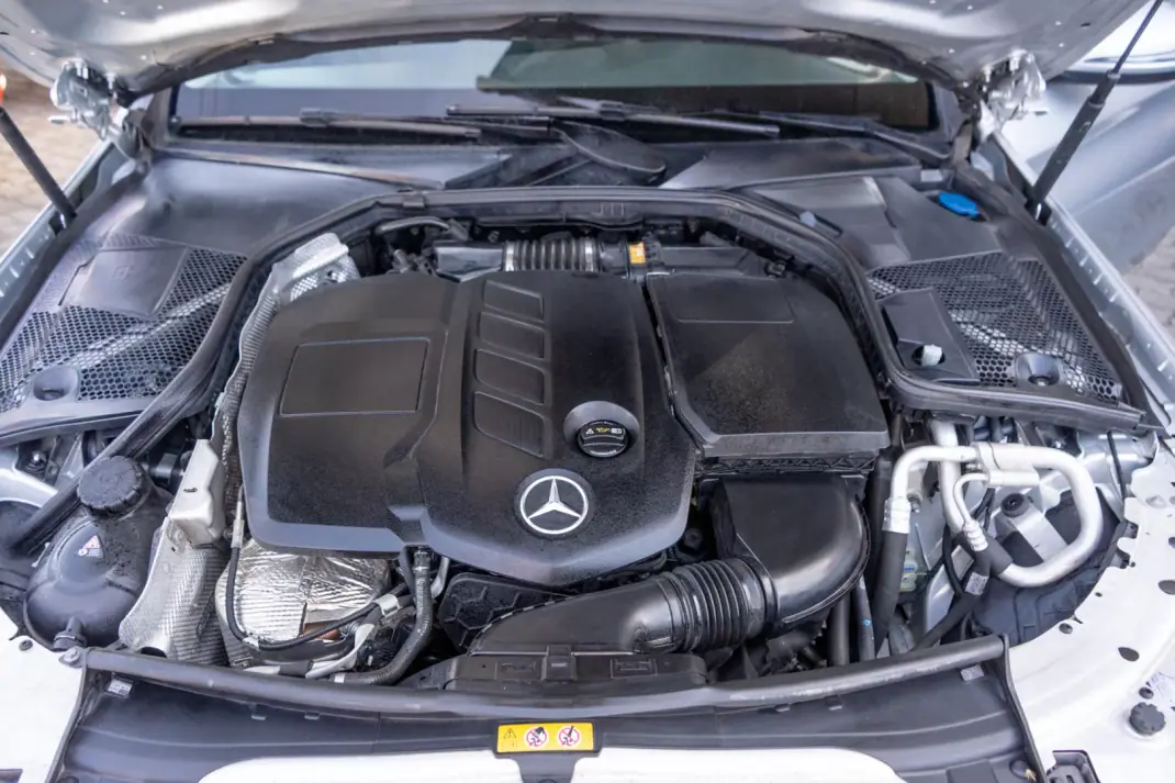 Mercedes-Benz C 200 2019 - 22900 EUR, 84000 km - AUTO.MOTO.pt - 84000km - foto 19 de 19