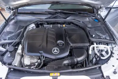 Mercedes-Benz C 200 2019 - 22900 EUR, 84000 km - AUTO.MOTO.pt - 84000km - foto 19 de 19