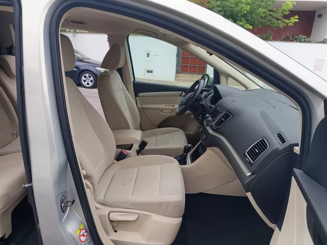 SEAT Alhambra 2011 - 12900 EUR, 199000 km - 199000km - foto 12 de 20
