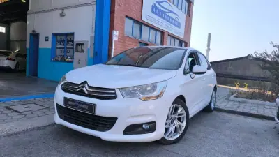 Citroën C4 2012 - 8900 EUR, 180000 km - AUTO.MOTO.pt - 180000km - foto 3 de 24