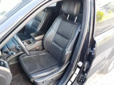 Jeep Grand Cherokee 2016 - 34950 EUR, 135350 km - AUTO.MOTO.pt - 135350km - foto 26 de 60