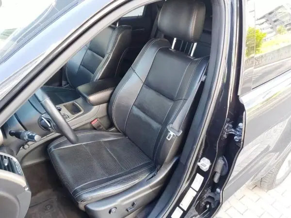 Jeep Grand Cherokee 2016 - 34950 EUR, 135350 km - AUTO.MOTO.pt - 135350km - foto 26 de 60