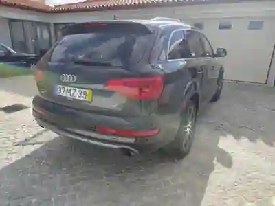 Audi Q7 2012 - 23000 EUR, 180000 km - 180000km - foto 1 de 4
