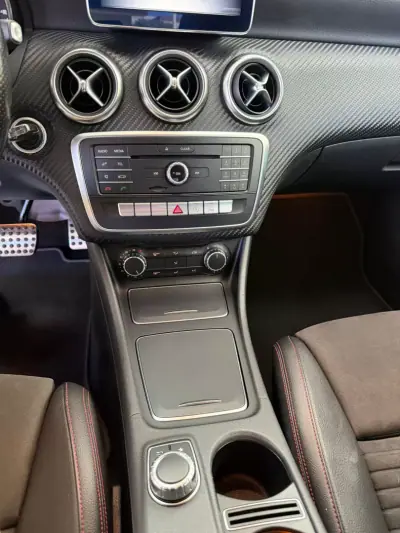 Mercedes-Benz A 220 2016 - 23500 EUR, 201016 km - AUTO.MOTO.pt - 201016km - foto 26 de 32