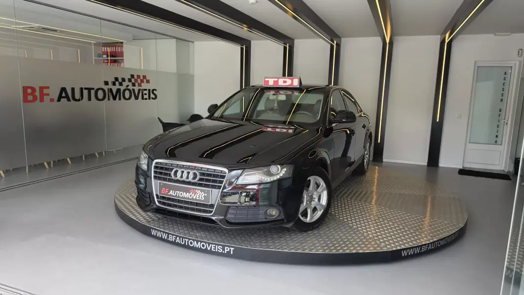 Audi A4 2008 - 9750 EUR, 235508 km - AUTO.MOTO.pt - 235508km - foto 11 de 51
