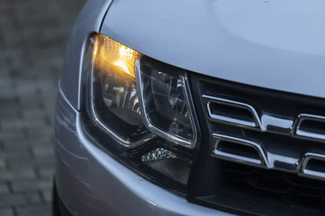 Dacia Duster 2015 - 10900 EUR, 150410 km - AUTO.MOTO.pt - 150410km - foto 12 de 33