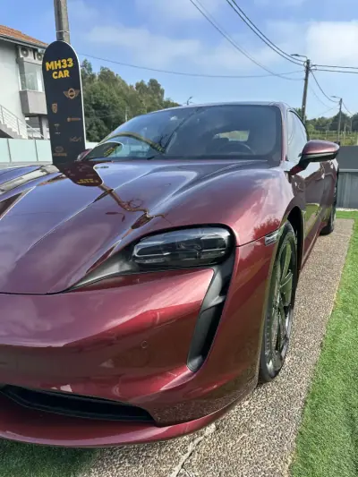 Porsche Taycan 2020 - 49900 EUR, 100000 km - AUTO.MOTO.pt - 100000km - foto 8 de 61