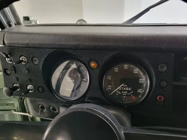Land Rover Serie III 1973 - 35000 EUR, 87484 km - AUTO.MOTO.pt - 87484km - foto 27 de 47