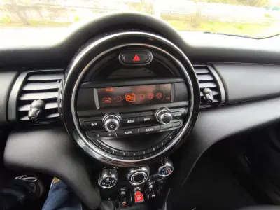 MINI 1000 2015 - 11900 EUR, 169000 km - AUTO.MOTO.pt - 169000km - foto 9 de 10
