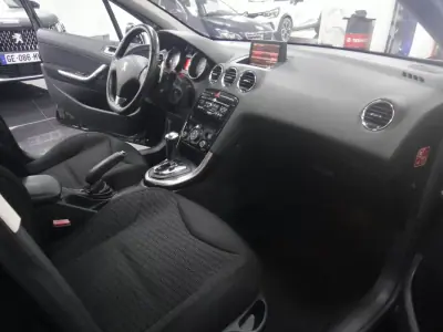 Peugeot 308 2012 - 7250 EUR, 172520 km - AUTO.MOTO.pt - 172520km - foto 45 de 50