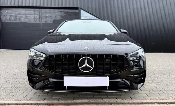 Mercedes-Benz CLA 250 2024 — foto 3 de 9