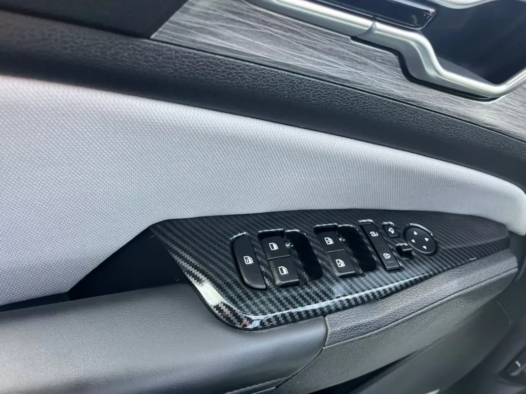 Kia Sportage 2023 - 24500 EUR, 65000 km - AUTO.MOTO.pt - 65000km - foto 15 de 20