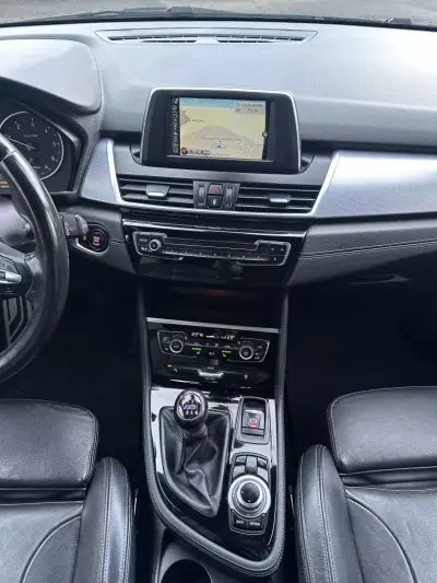 BMW 216 Active Tourer 2015 - 14900 EUR, 210000 km - AUTO.MOTO.pt - 210000km - foto 36 de 52