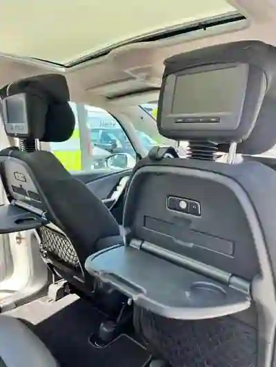 Citroën C4 Picasso 2015 - 12000 EUR, 133500 km - 133500km - foto 8 de 14