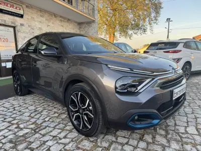 Citroën e-C4 2022 - 18500 EUR, 93000 km - AUTO.MOTO.pt - 93000km - foto 2 de 45