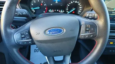 Ford Focus SW 2024 — foto 5 de 21