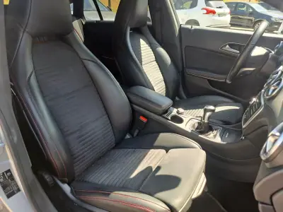 Mercedes-Benz CLA 180 2016 - 17490 EUR, 178000 km - AUTO.MOTO.pt - 178000km - foto 26 de 26