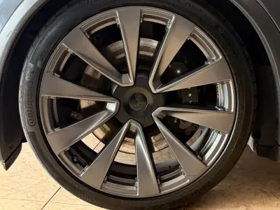 Tesla Model X 2023 - 75000 EUR, 99874 km - AUTO.MOTO.pt - 99874km - foto 5 de 14