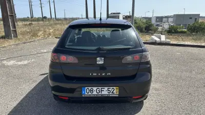 SEAT Ibiza 2008 - 3950 EUR, 125000 km - AUTO.MOTO.pt - 125000km - foto 7 de 23