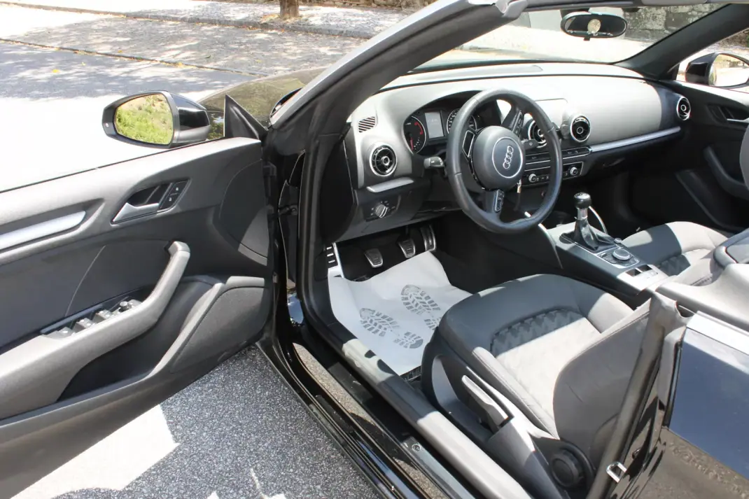 Audi A3 Cabrio 2014 - 17990 EUR, 100000 km - 100000km - foto 14 de 38
