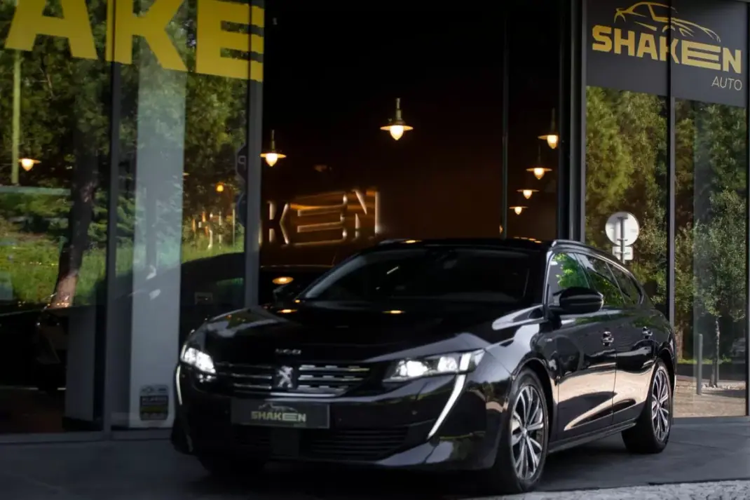 Peugeot 508 SW 2022 - 20700 EUR, 133452 km - AUTO.MOTO.pt - 133452km - foto 1 de 35