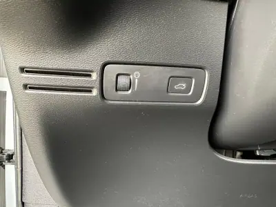Volvo XC 40 2019 - 24900 EUR, 91623 km - AUTO.MOTO.pt - 91623km - foto 15 de 29