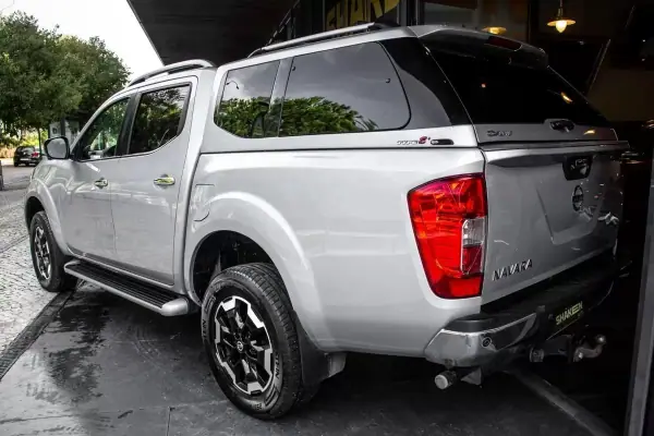 Nissan Navara 2020 - 32490 EUR, 120713 km - AUTO.MOTO.pt - 120713km - foto 3 de 48