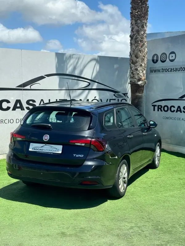 Fiat Tipo Station Wagon 2018 - 8990 EUR, 170836 km - AUTO.MOTO.pt - 170836km - foto 4 de 21