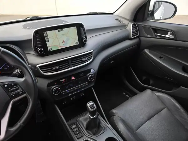 Hyundai Tucson 2019 - 18250 EUR, 137900 km - AUTO.MOTO.pt - 137900km - foto 16 de 31