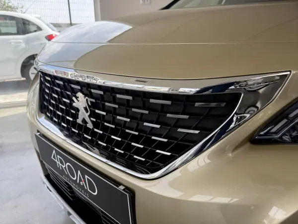 Peugeot 3008 2017 - 18500 EUR, 155000 km - AUTO.MOTO.pt - 155000km - foto 87 de 112