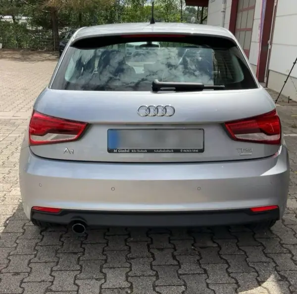 Audi A1 Sportback 2017 - 12995 EUR, 144500 km - AUTO.MOTO.pt - 144500km - foto 7 de 12