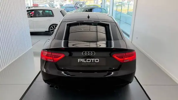 Audi A5 Sportback 2011 - 11990 EUR, 301955 km - 301955km - foto 8 de 31