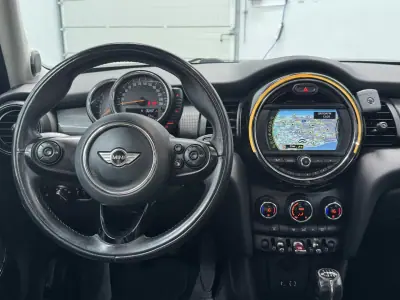 MINI 5 Portas 2016 - 15890 EUR, 167000 km - AUTO.MOTO.pt - 167000km - foto 26 de 34