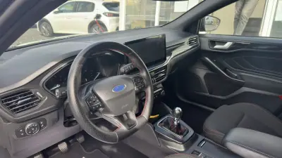 Ford Focus SW 2022 - 17800 EUR, 54000 km - AUTO.MOTO.pt - 54000km - foto 24 de 25