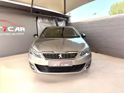Peugeot 308 2017 - 13490 EUR, 166207 km - AUTO.MOTO.pt - 166207km - foto 3 de 21
