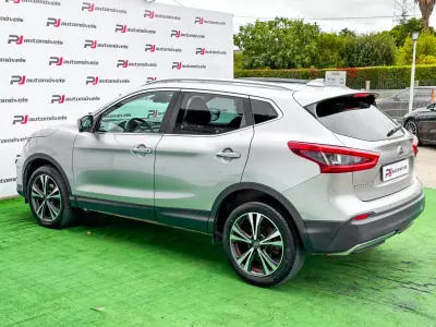 Nissan Qashqai 2018 - 17990 EUR, 95880 km - AUTO.MOTO.pt - 95880km - foto 10 de 27