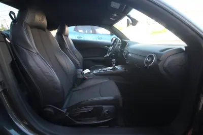Audi TT Coupé 2016 - 22990 EUR, 184000 km - AUTO.MOTO.pt - 184000km - foto 14 de 24
