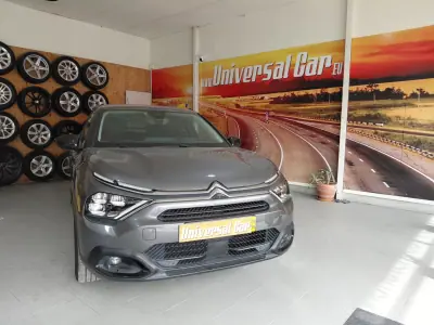 Citroën e-C4 2020 - 17750 EUR, 64000 km - AUTO.MOTO.pt - 64000km - foto 2 de 27