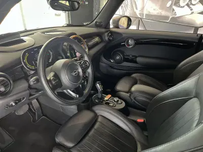 MINI Electric 2020 - 18800 EUR, 54497 km - AUTO.MOTO.pt - 54497km - foto 6 de 25