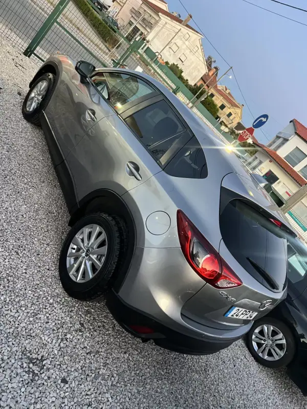 Mazda CX-5 2015 - 12999 EUR, 212000 km - AUTO.MOTO.pt - 212000km - foto 3 de 7