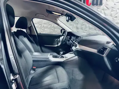 BMW 330 2020 - 32990 EUR, 101671 km - AUTO.MOTO.pt - 101671km - foto 26 de 44