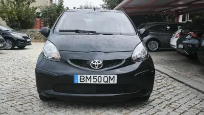 Toyota Aygo 2007 - 5450 EUR, 125960 km - 125960km - foto 2 de 8