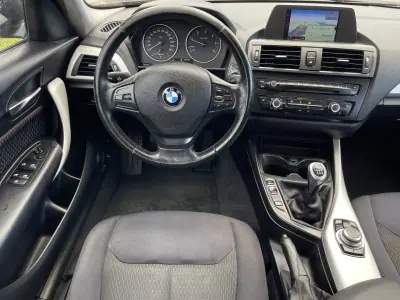 BMW 116 2013 - 10990 EUR, 208105 km - AUTO.MOTO.pt - 208105km - foto 9 de 21