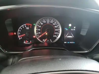 Toyota Corolla 2019 - 18390 EUR, 81211 km - AUTO.MOTO.pt - 81211km - foto 12 de 33