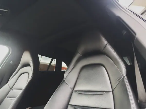 Porsche Panamera Sport Turismo 2019 - 67480 EUR, 97640 km - AUTO.MOTO.pt - 97640km - foto 5 de 71