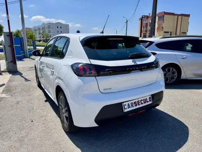 Peugeot 208 2021 - 14500 EUR, 80760 km - AUTO.MOTO.pt - 80760km - foto 4 de 25
