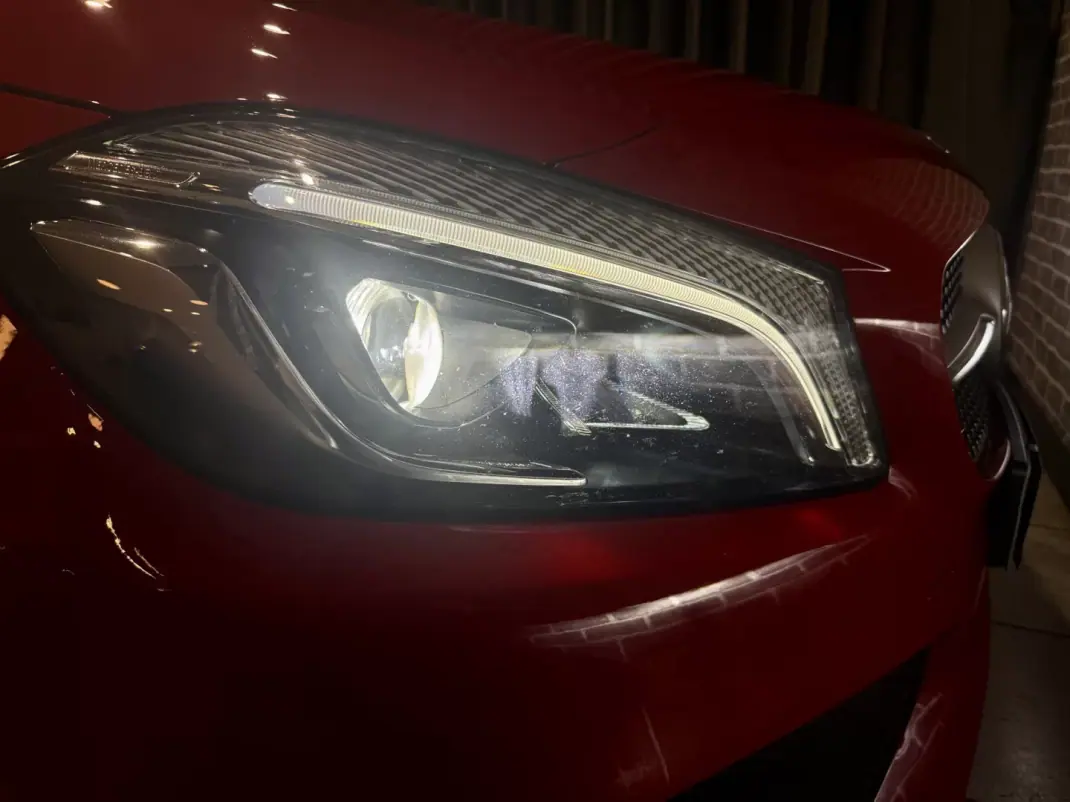 Mercedes-Benz A 180 2016 - 16900 EUR, 180000 km - AUTO.MOTO.pt - 180000km - foto 14 de 15